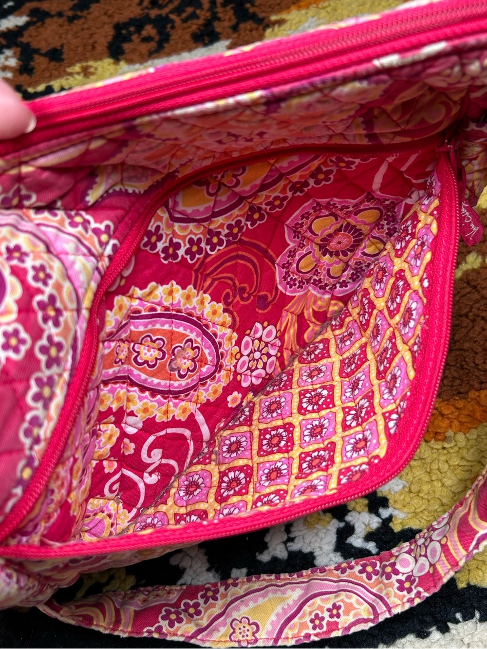 VERA BRADLEY bag!! - Picture 10 of 14